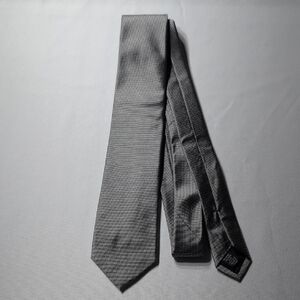 Calvin Klein Classic Gray Textured Tie